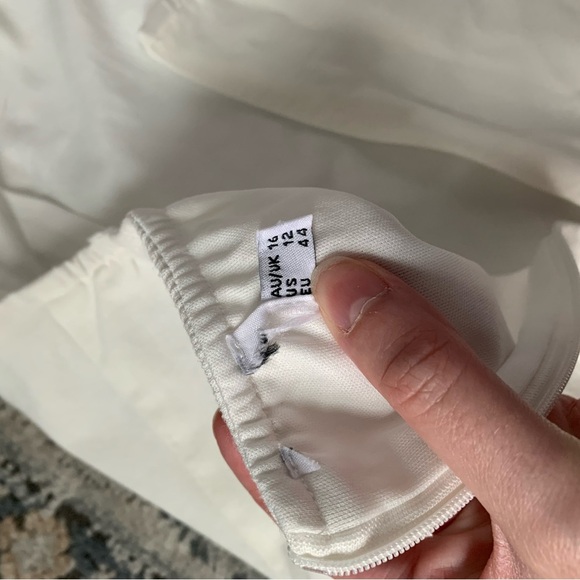 Princess Polly book of love mini - Picture 9 of 10